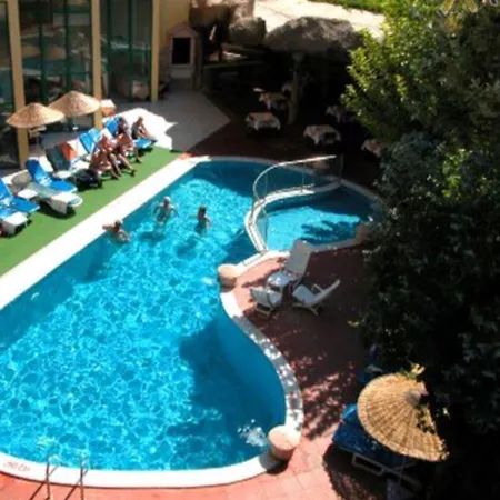 Siesta Hotell 2*