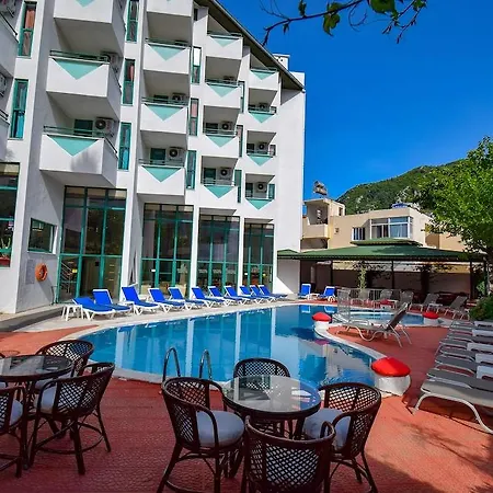 Siesta Otel 2*