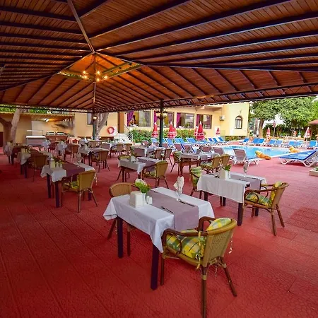 Siesta Otel 2*